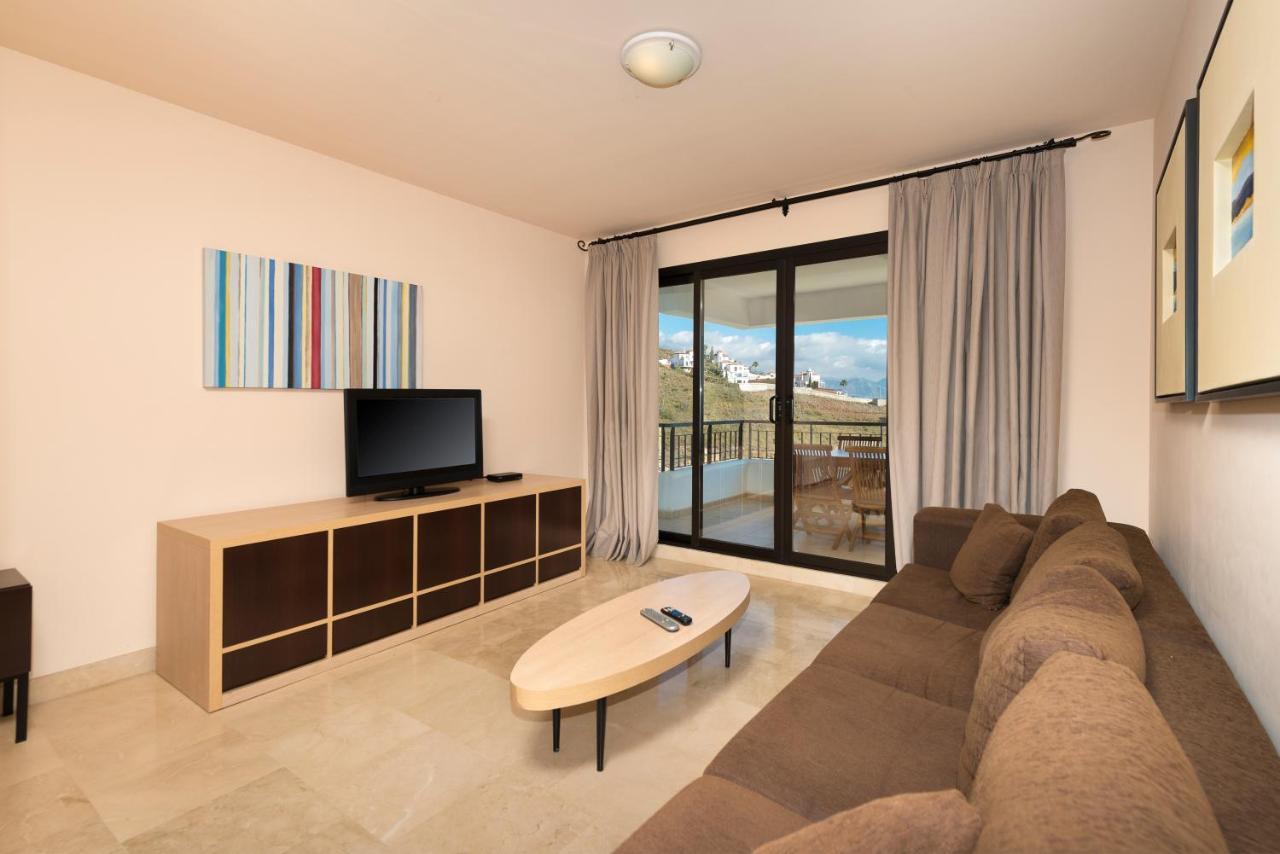Amplio Apartamento De 2 Dormitorios Vista Mar Lateral Torrox Exteriér fotografie