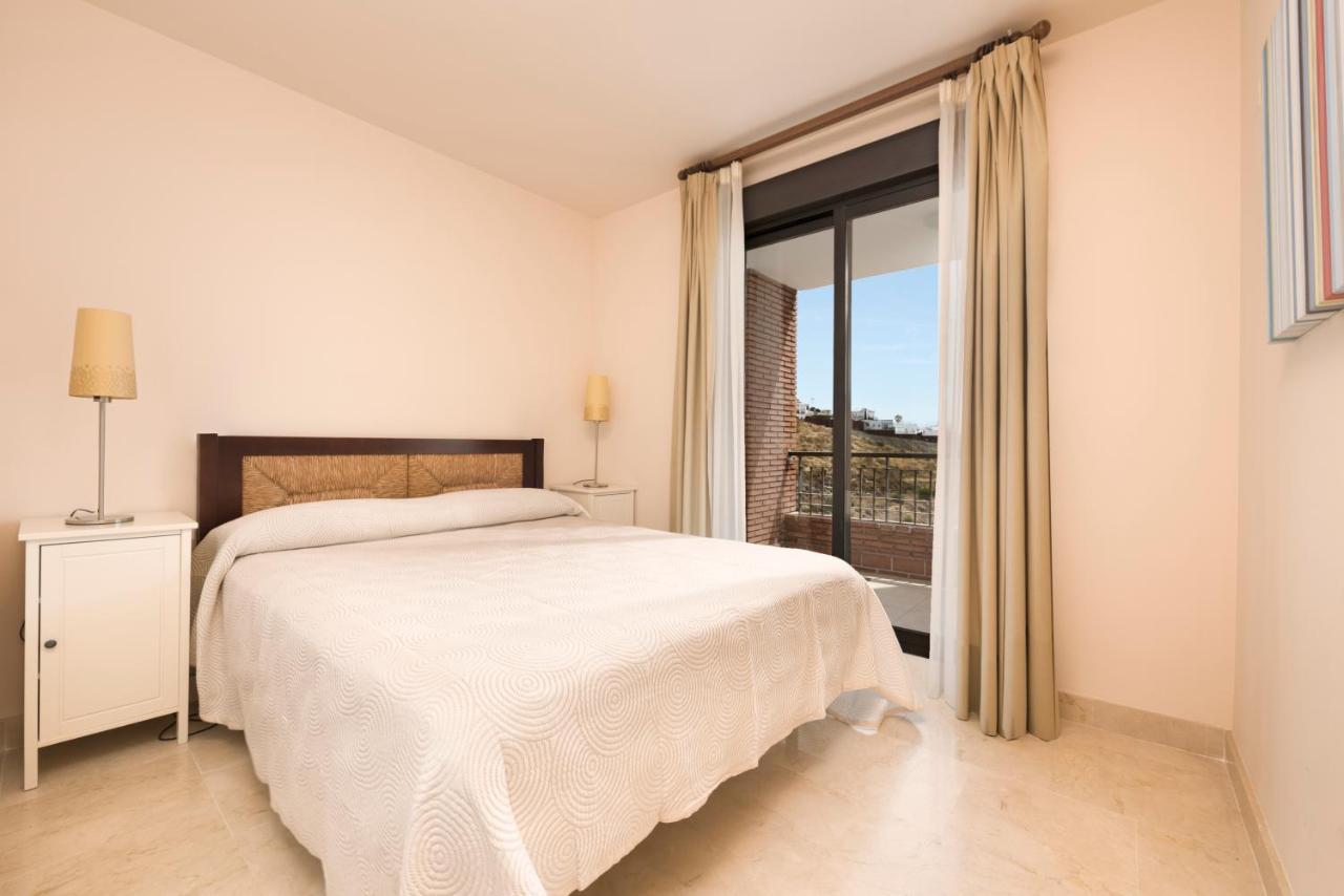 Amplio Apartamento De 2 Dormitorios Vista Mar Lateral Torrox Exteriér fotografie
