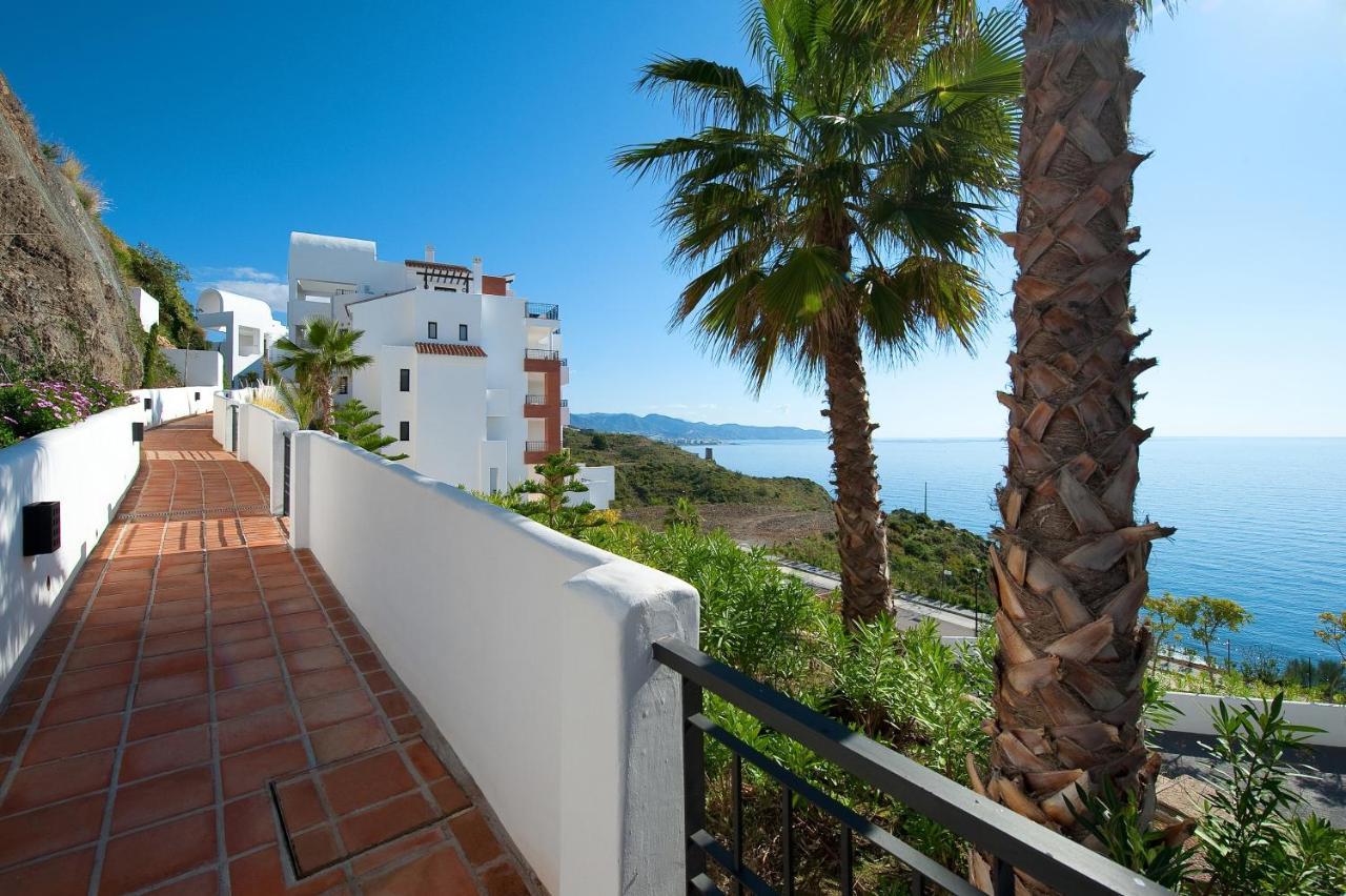 Amplio Apartamento De 2 Dormitorios Vista Mar Lateral Torrox Exteriér fotografie