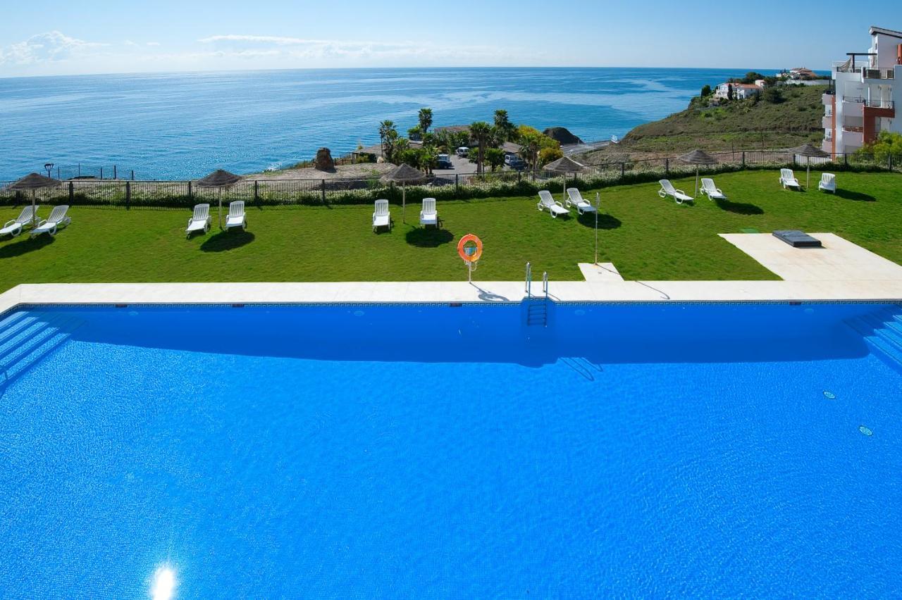 Amplio Apartamento De 2 Dormitorios Vista Mar Lateral Torrox Exteriér fotografie
